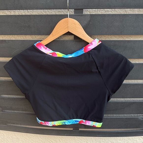 NWT Moana Bikini Reversible Crop Rash Guard Swim Top in Black/White | Medium - Picture 2 of 4